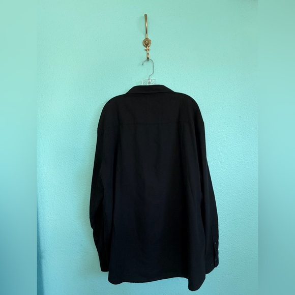 WEIV Los Angeles Button-Up Shirt, Black - Picture 3 of 3